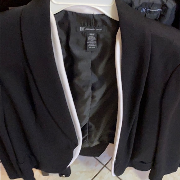 Two women’s large INC blazers - Picture 5 of 13